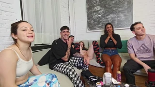 Game Night With Friends Turns Into Amateur Orgy And 3 Vs 3 Plays Out On EroZyx