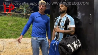 macho guy takes cash and pounds my ass full of cum right in the avenue