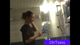 Flora and Johny share a sauna homemade video, what happens?