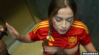 damn that big ass spanish babe takes anal dp rough in parking lot post soccer!