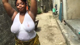 Curvy amateur gets help from the wellspring and ends up banged for free