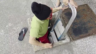 worker confesses his darkest fantasy to sexy boss inside water tank