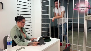 horny police officer seduces a cocky foreigner to get fucked