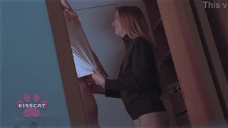 Polly Yangs ends up with cum in the hotel room after a playful night