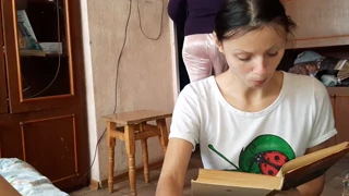 while my roommate is reading a book, I masturbate from behind her - girls fly orgasm
