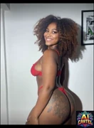 Big booty model tries double penetration in porn for first time