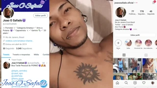 where does joão o safado appear in salvador?