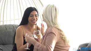 Blondie Fesser Delivers Sensual Lesbian Healing to Julia De Lucia with Big Butt Play