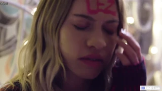 Teen 18+ Λεσβική Πέφτει για Έξυπνο Χαλασμένο Κόλπο σε HD Ιστορία