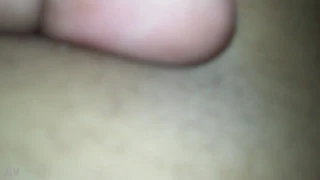 عاهرة شريرة تمص وتنيك كسها الوسخ بأسلوب لبن هاوي