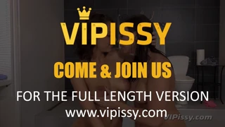 hey piss loving lesbians, share that gigantic dildo now?