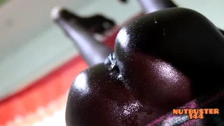 Babe ebony brama spinte anali dure, implora di più nel mio culo stretto
