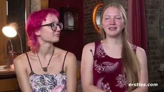ersties young 18+ german girls... umm playin with toys n pussies sooo good