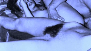 Vintage threesome met retro oma in harige actie