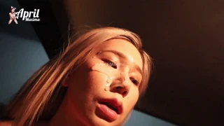 Escorta Asiatică Blondă cu Buze Bimbo pe Pula Mare în Futut Parcare, Apoi Dump cu Facial Enorm pe Stradă