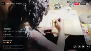 Annin hardcore analni creampie med intenzivno lezbično orgijo