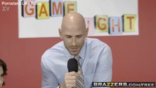 نجوم brazzers يحبونه كبيراً نيكول أنيستون بيتا جينسن جوني سينز ليلة ألعاب trailer