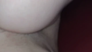 Libby Lust Berpura-pura Tidur Saat Hal-hal Memanas Cepat