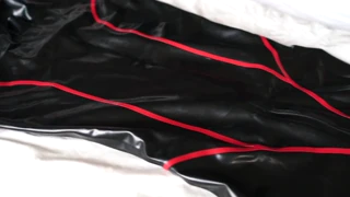 Страшна пунa тело latex одела тројка са Tru Kait