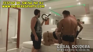 uh, me tallensimme kulissien takana brasilialaisen MILF Barbara Lionessin ja Grazy Sapecan kanssa, syyskuu 2020