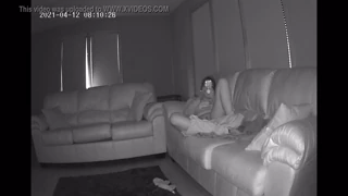 Lecseppentél a kanapémon punci dörzsöléssel házfelügyelet spy cam