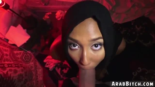 T'as entendu parler des maisons closes afghanes folles avec action DP arabe hardcore ?