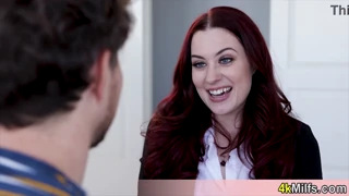 Wah, Stepmom Rambut Abangku Nganggo Seragam Kelinci Seksi Liar!