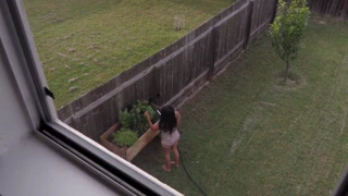Latina Jolla verrast live buiten met zaad op gezicht