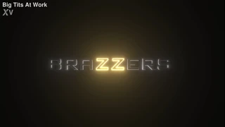 Rebecca More MILF Engole Gozo Após Facial em Ménage Brazzers