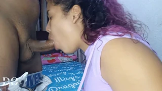 Amico, Mio Amico Fa le Faccende Ma Io Voglio Scopare, Accordiamo e Scivolo Dentro Finché Mi Svuota
