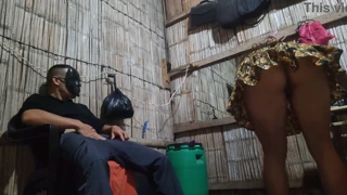 Vino să-mi deblochezi pizda cu pula mare, șef!! MILF militară întâlnește lider venezuelan. Porno real exclusiv. 1