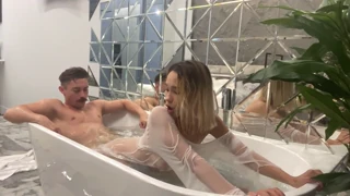 i'm a toilet bitch swallowin' and impalin' my mini ass on a big dick..