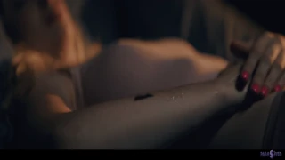 Lexi Lore Melody Marks hôn cắt kéo xỏ khuyên liếm lồn