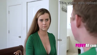 Nasib baik aku, ayah tiri abaikan ibu pawg curvy aku - Jessie Rogers, Jimmy Michaels