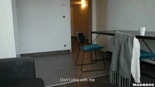 sakramentsky, přistihli mě prdět úžasnou holku s kámošem a ona vzala divoký DP