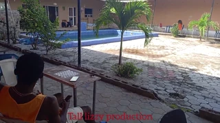 Horny Guy Invited Amaka To Hotel Room But Amaka Disappointed Him So Tall Lizzy Showed Up And Helped Release His Konji