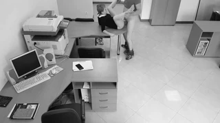 Ano ang mas mainit kaysa amateur office sex kasama ang sexy secretary?